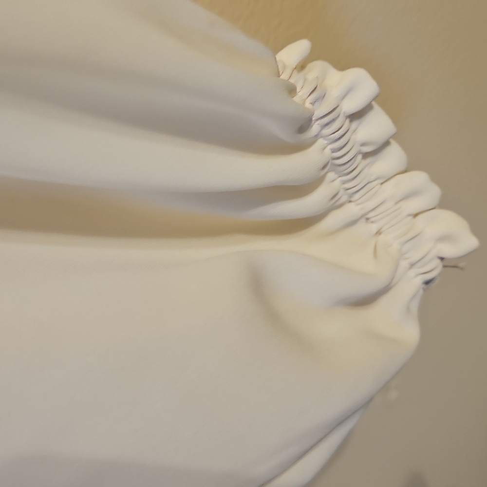 Jessica Simpson White Lace Off The Shoulder Blouse.  In Euc - Picture 4 of 5